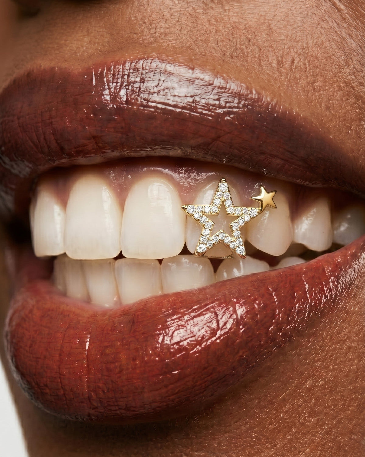 Pavé Open Star Single-Tooth Grill