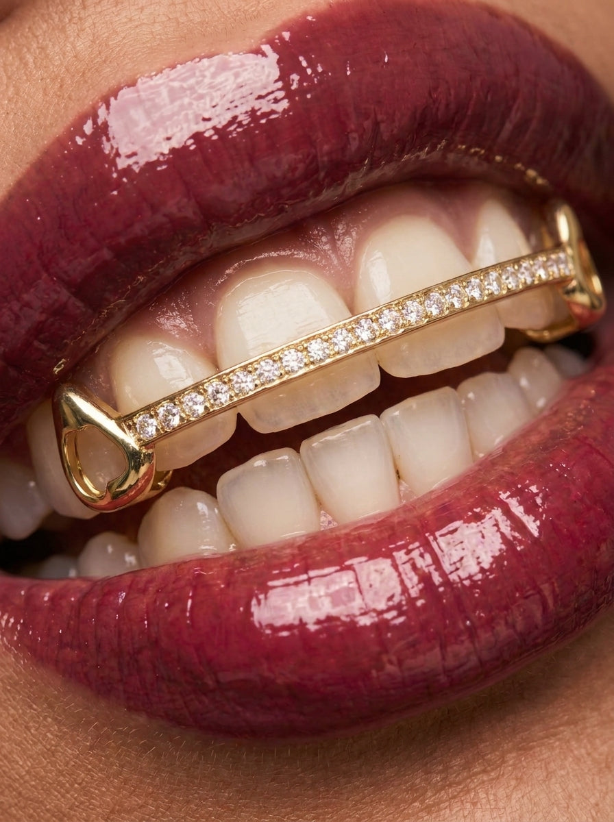 Crystal Pavé Bar Tooth Grill
